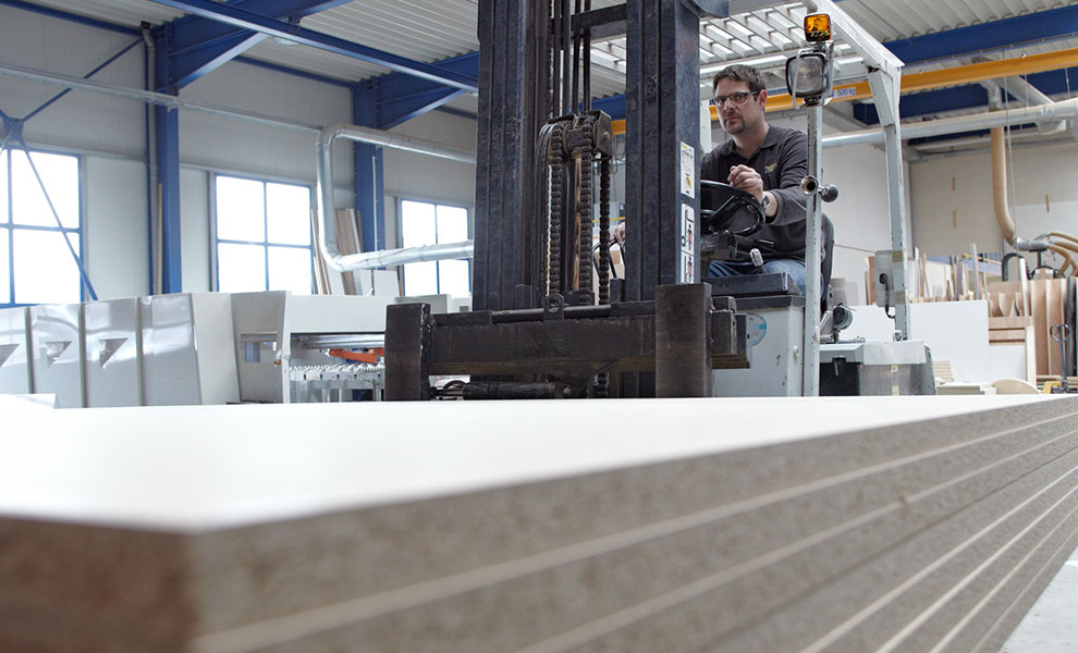 Manufaktur Thelen: Traditionshandwerk und Innovation seit 1726 Manufaktur Thelen: Traditionshandwerk und Innovation seit 1726