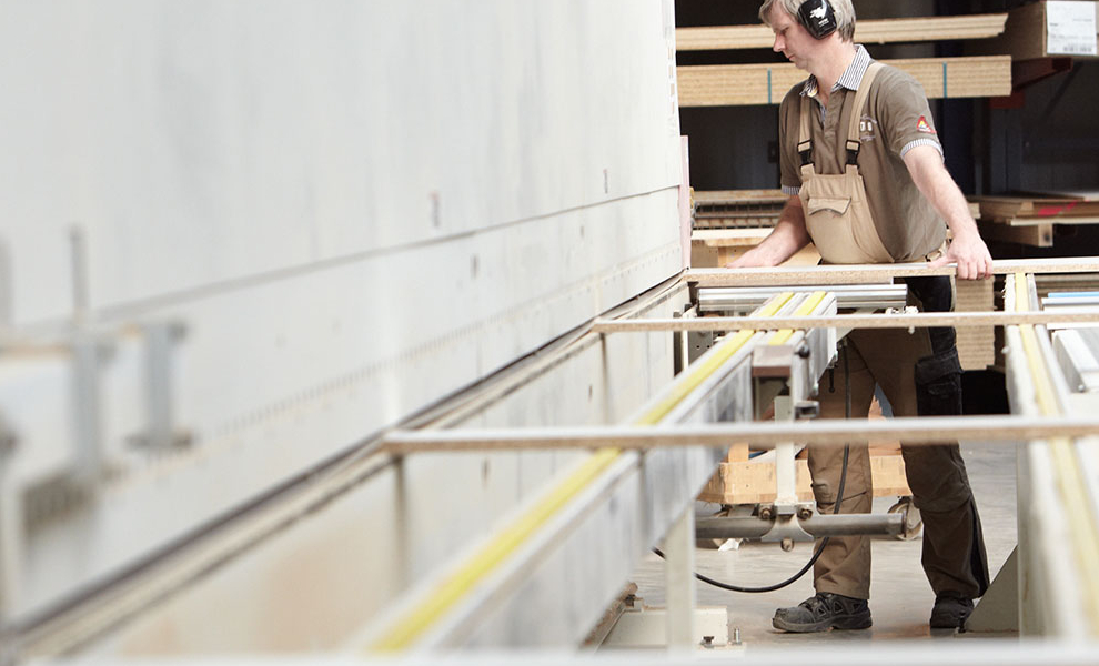 Manufaktur Thelen: Traditionshandwerk und Innovation seit 1726 Manufaktur Thelen: Traditionshandwerk und Innovation seit 1726