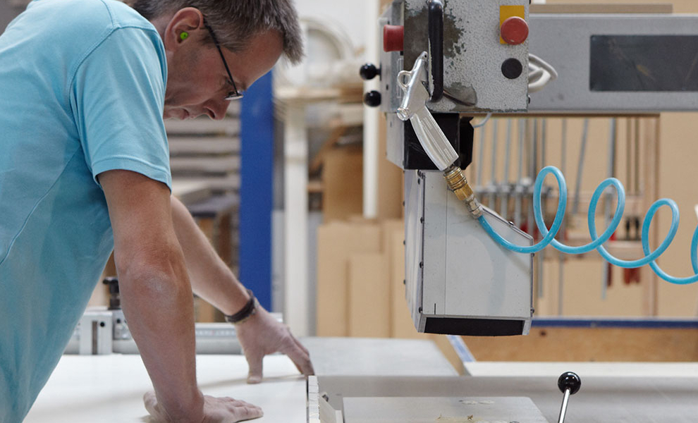 Manufaktur Thelen: Traditionshandwerk und Innovation seit 1726 Manufaktur Thelen: Traditionshandwerk und Innovation seit 1726