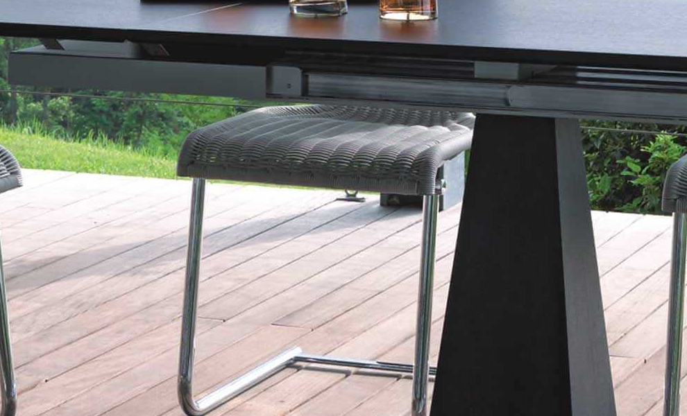 Bacher Couch, Esstische, Stühle und TV-Möbel Bacher Couch, Esstische, Stühle und TV-Möbel