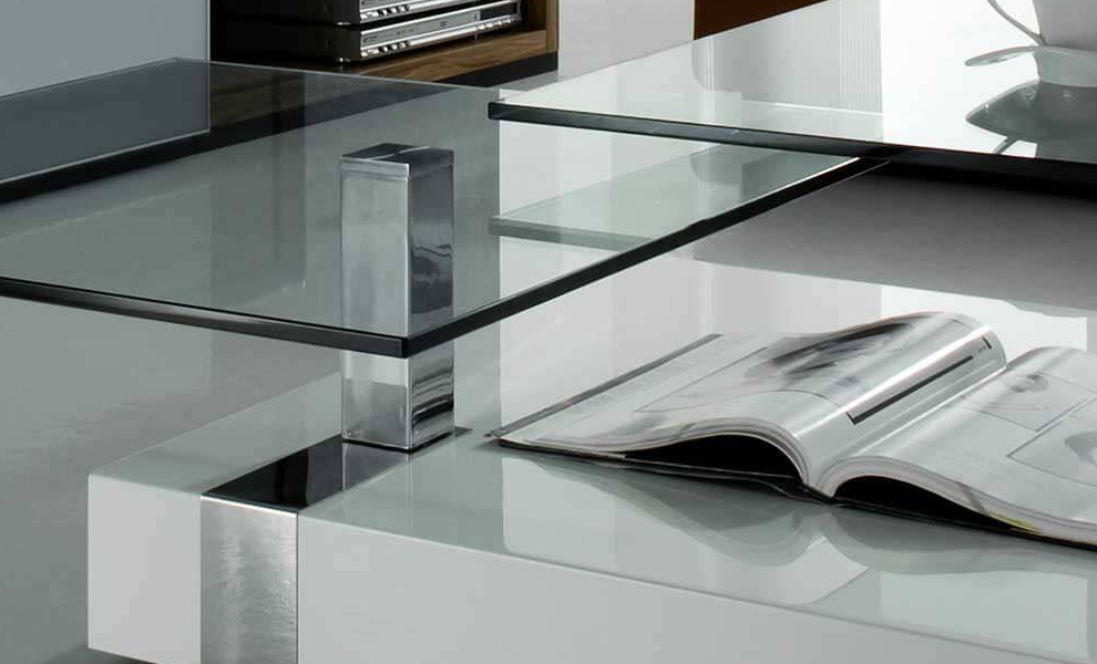 Bacher Couch, Esstische, Stühle und TV-Möbel Bacher Couch, Esstische, Stühle und TV-Möbel