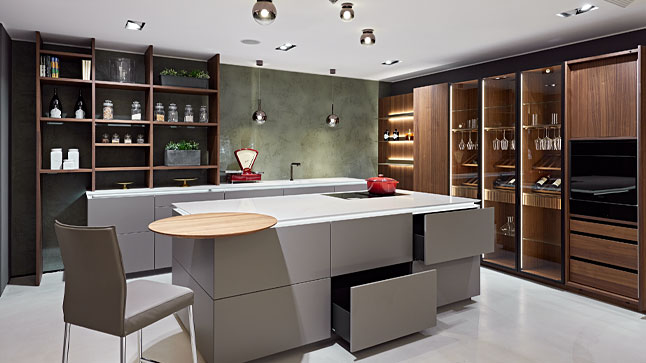 Leicht Bossa Fenix fossilgrau Walnuss