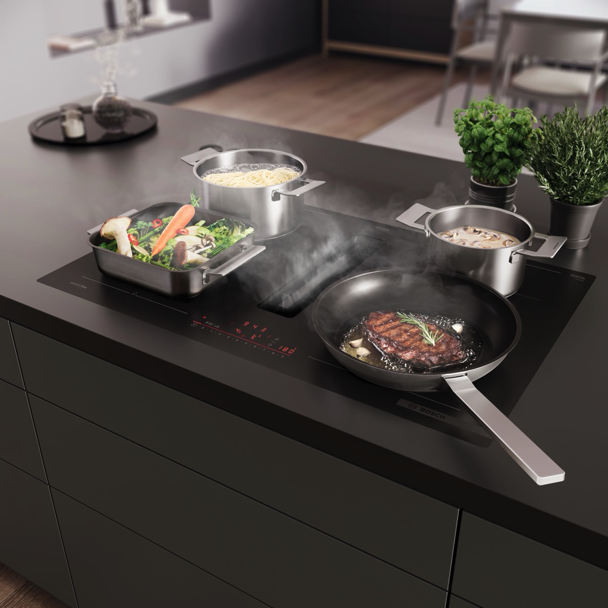Mehr Platz, mehr Stil: Die neuen Bosch Kochfelder mit Dunstabzug und XL Flex Zonen