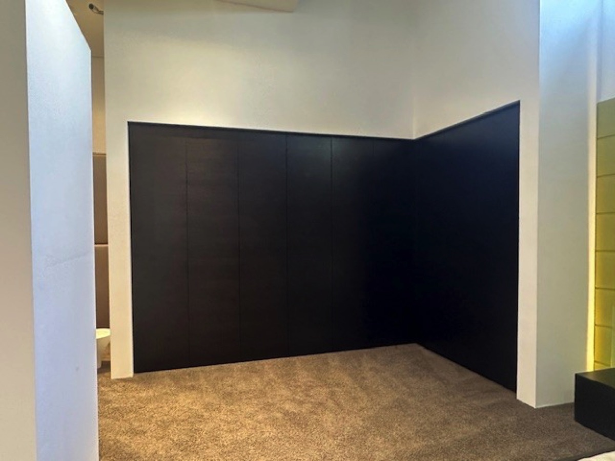 Thelen Eckeinbauschrank Eiche Tabak