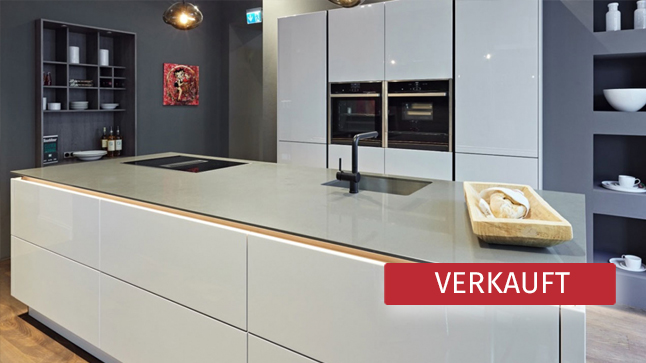 Häcker Urban in Satin AV4030