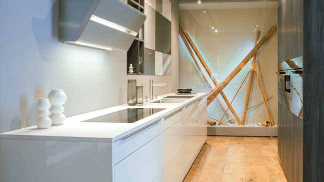 Häcker AV2130 polarweiß / Okobo schwarzgrau