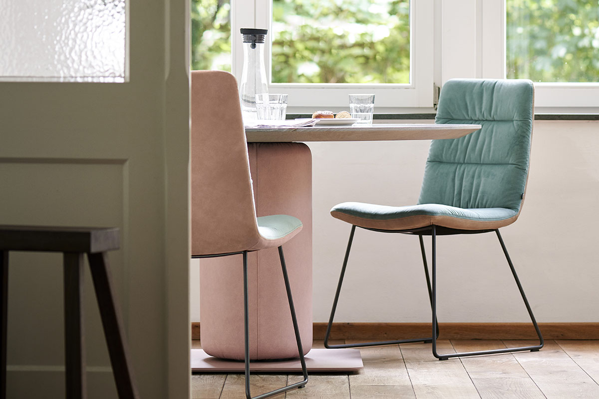 ARVA LIGHT Stuhl