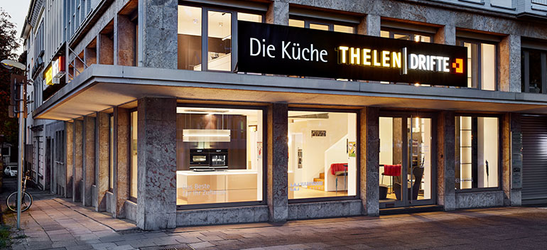 2020  In Essen haben wir in der Huyssenallee 52-56 als Thelen|Drifte Küchenstudio umfirmiert.
