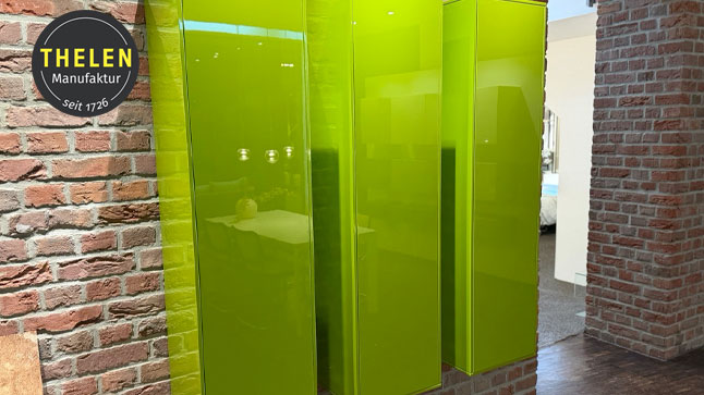 Thelen Flötenschränke grün