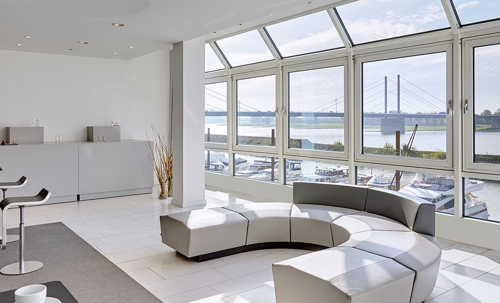 Unsere Leistungen für Ihren individuellen Innenausbau Unsere Leistungen für Ihren individuellen Innenausbau