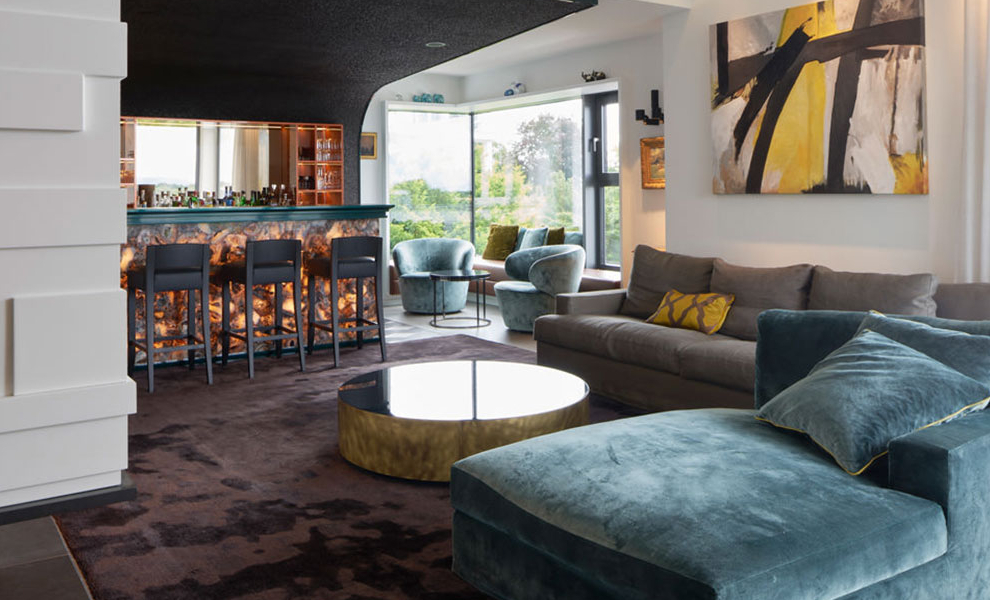 Unsere Leistungen für Ihren individuellen Innenausbau Unsere Leistungen für Ihren individuellen Innenausbau